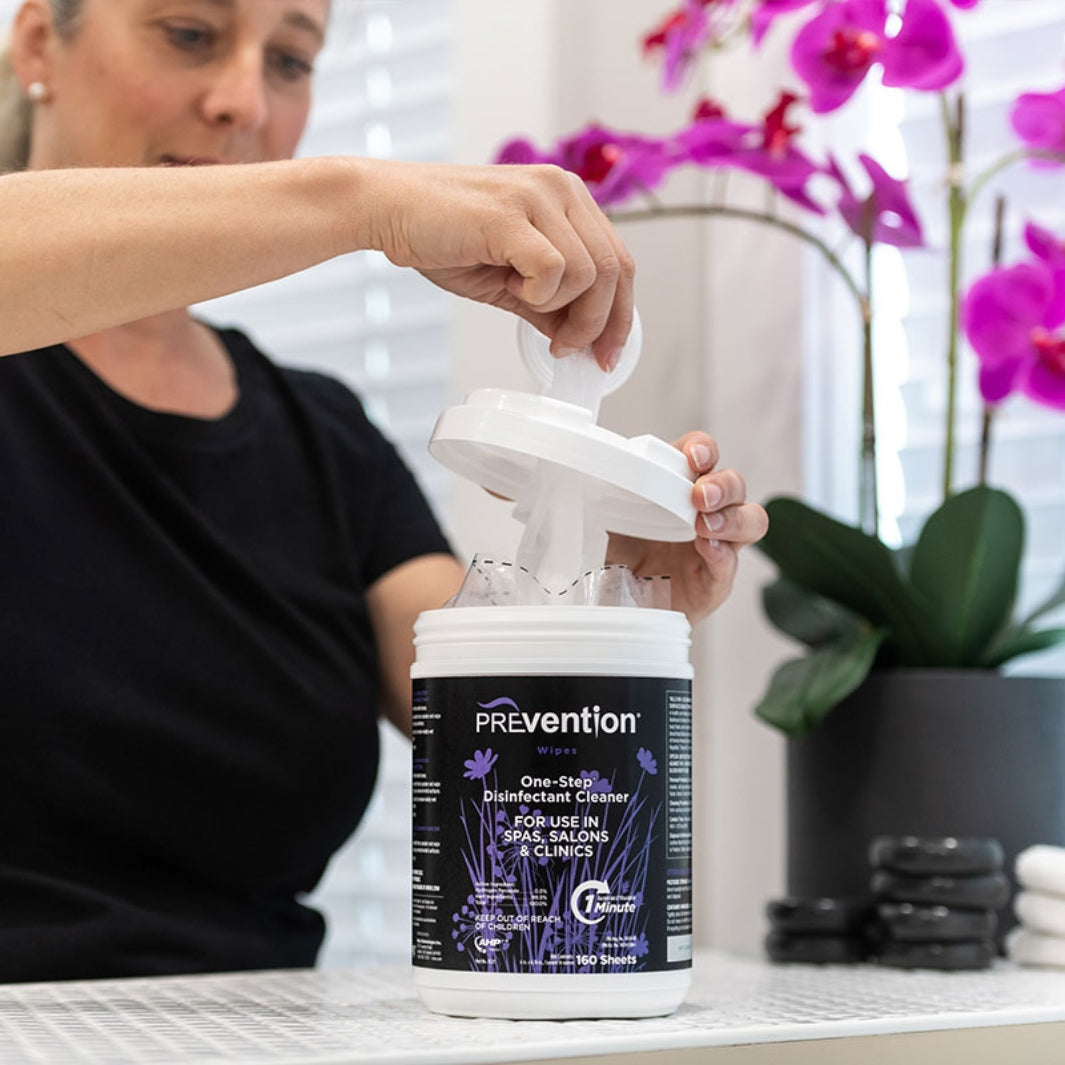 Easy-to-use Prevention Disinfectant Wipes Refill Bag 160 ct