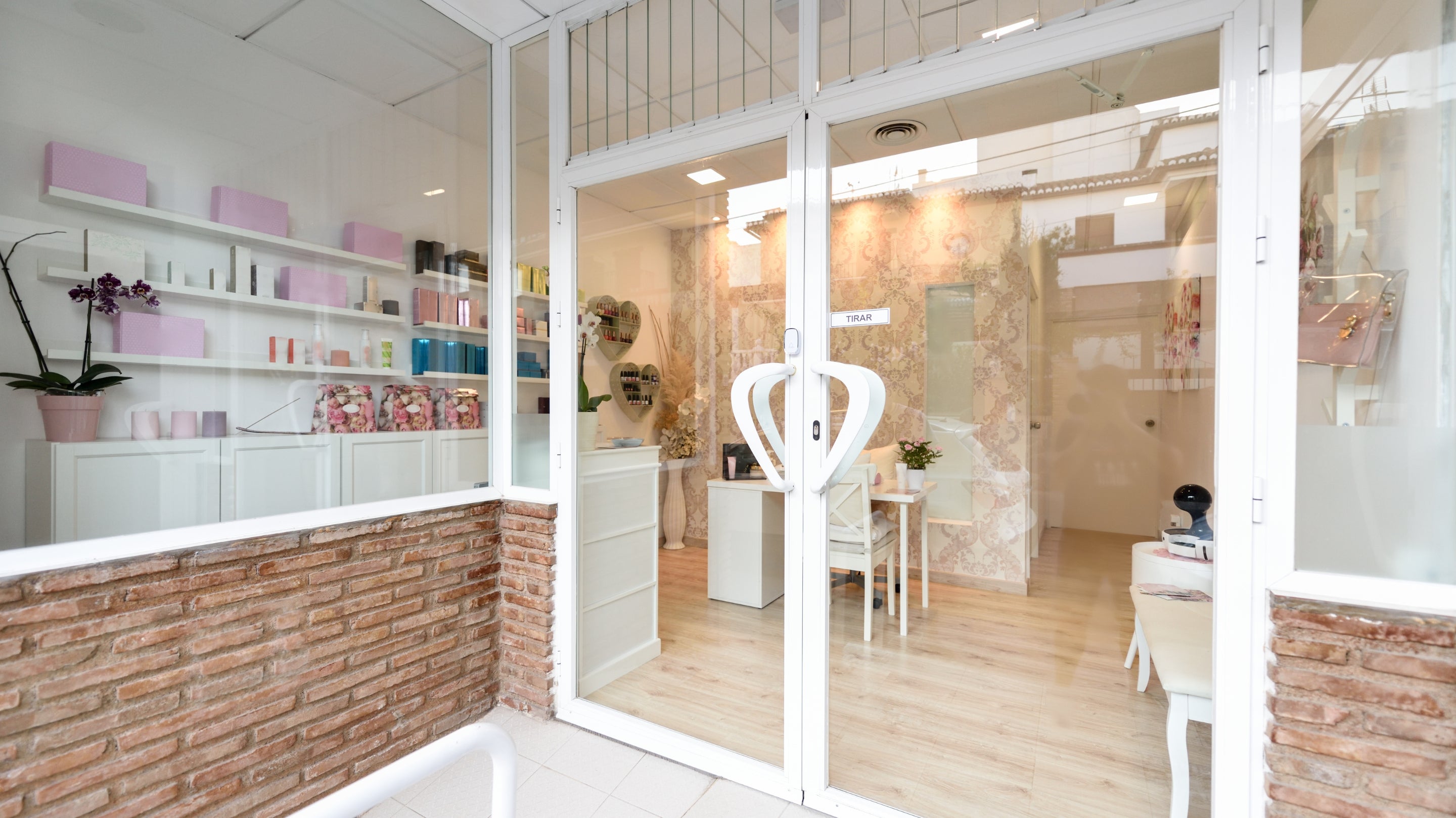 Spa Marketing Ideas: 9 Easy Tips to Promote Your Day Spa – The Wax ...